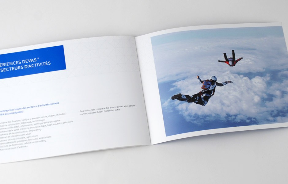 devas_consulting_brochure_4_sion_sierre_martigny_Monthey_Valais_eddy_pelfini_graphic_design_graphisme_graphiste_agence_de_publicite_communication_visuelle